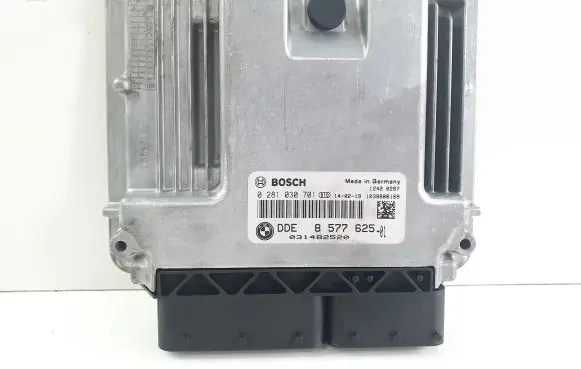 BMW 1 F20 F21 Engine control unit/module 8577625 857762501 0281030701