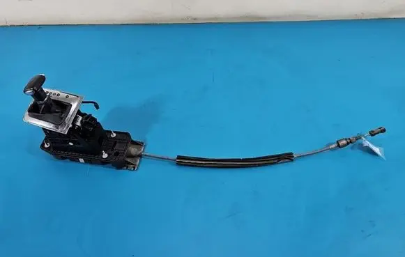 Volkswagen PASSAT B6 Gear shift cable linkage 3C1713025B IMPRK1542201