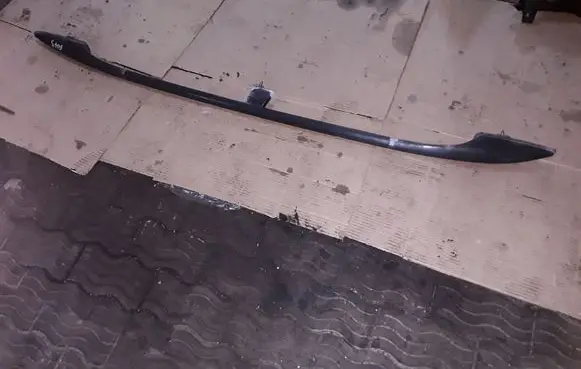 Hyundai Trajet Roof bar rail NOCODE