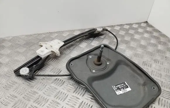 Skoda Fabia Mk2 (5J) Rear window lifting mechanism without motor 5J4839401
