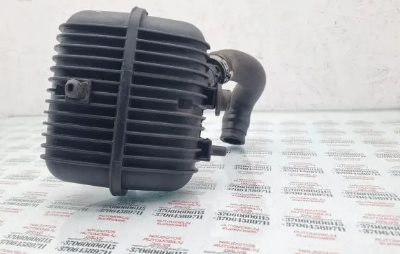 Audi A6 S6 C6 4F Vacuum air tank 8E0129955