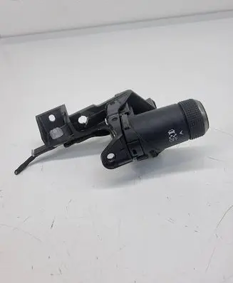 Lexus ES VII XZ10 Other switches/knobs/shifts 8214933040