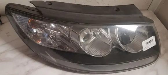 Hyundai Santa Fe Headlight/headlamp 921022B E13251839