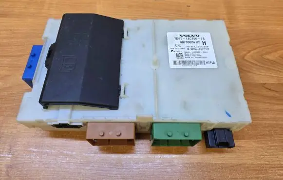 Volvo XC60 Fuse module 7G9T14C256FA 3659AF01125TP