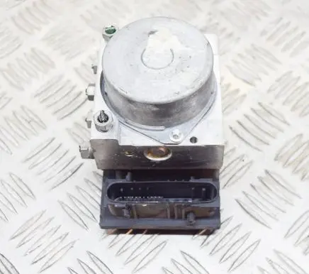 Renault Megane II ABS Pump 0265800519 8200737985