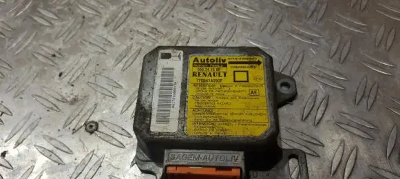 Renault Megane I Airbag control unit/module 7700414090f 550347500