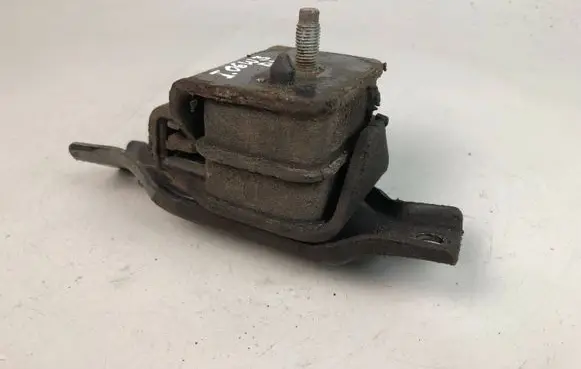 Subaru Impreza II Engine mount bracket 41022FA000