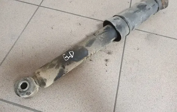 Renault Trafic II (X83) Rear shock absorber/damper