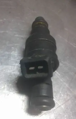 Audi A6 S6 C5 4B Fuel injector 058133551 280150447
