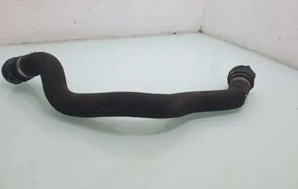Audi A5 Sportback 8TA Engine coolant pipe/hose 8K0121101