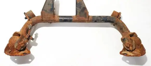 Fiat Sedici Engine mounting bracket