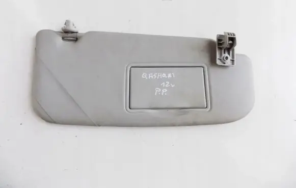 Nissan Qashqai Sun visor