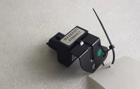 Maserati Levante Acceleration sensor 670005817 002455000115