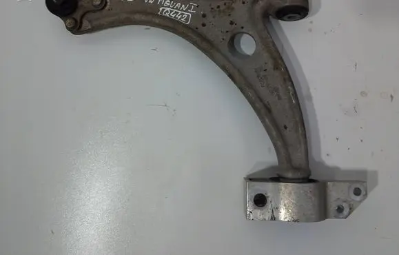 Volkswagen PASSAT B6 Front control arm DEBFAT09
