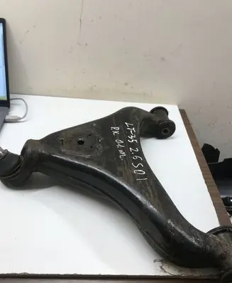Volkswagen II LT Front lower control arm/wishbone