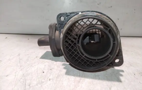 Seat Ibiza III (6L) Mass air flow meter 038906461B 0281002531