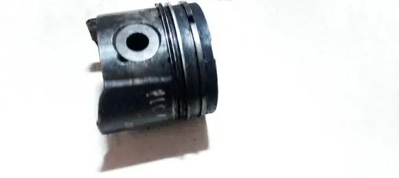 Piston
