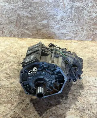 Toyota Land Cruiser (J120) Gearbox transfer box case 