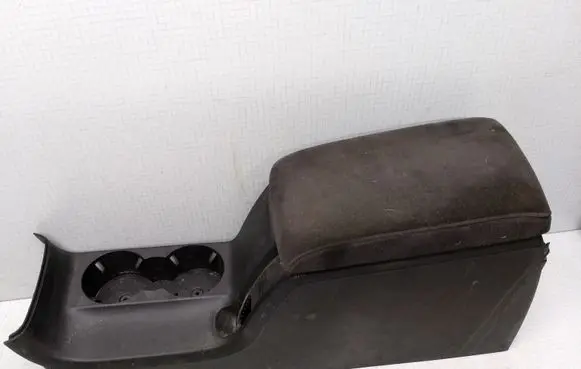 Volkswagen PASSAT B5.5 Center console 3B0862531 12030100