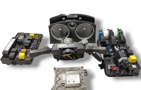 Engine ECU kit and lock set