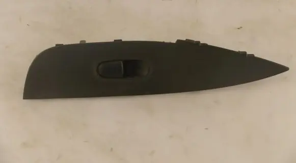 Nissan X-Trail T32 Electric window control switch 809604CE2A