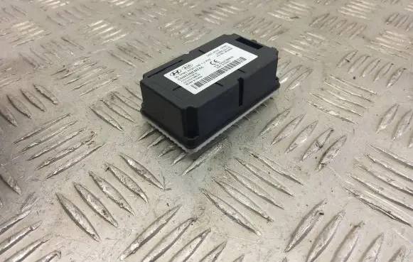 Hyundai i30 Tire pressure sensor 95800-A5110