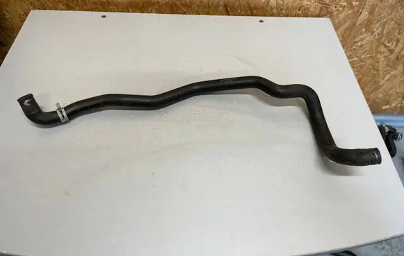 BMW 5 F10 F11 Engine coolant pipe/hose 9119169