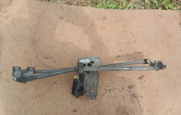 Audi A6 S6 C4 4A Front wiper linkage and motor 4A1955023C 3397020259