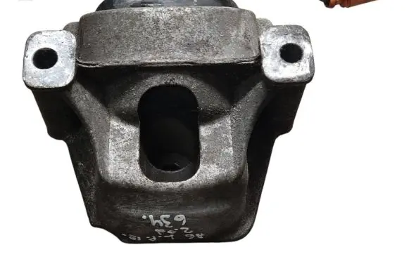 Audi A6 S6 C7 4G Engine mount bracket 8R0199381