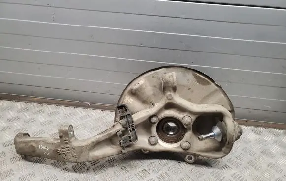 Mercedes-Benz GL X166 Front wheel hub 16609 A16609