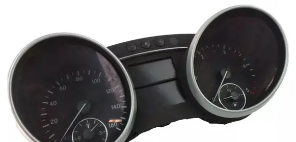 Mercedes-Benz R W251 Speedometer (instrument cluster) A1645403847