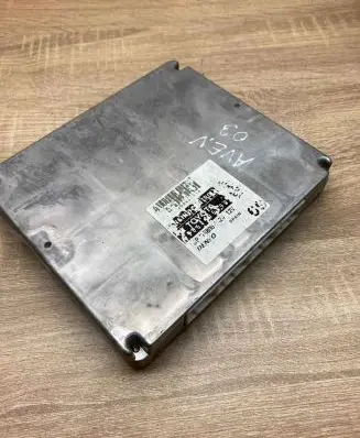 Toyota Avensis T250 Engine control unit/module ECU 8966105690 1758006324