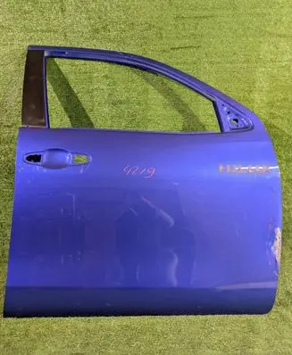 Toyota Hilux VIII Front door 