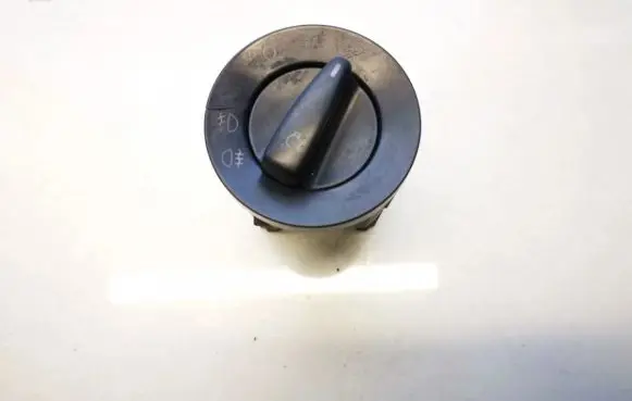 Volkswagen Golf IV Light switch 1c0941531a