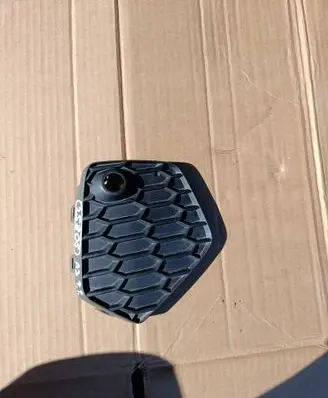 Audi A3 8Y Front bumper lower grill 8Y0807682
