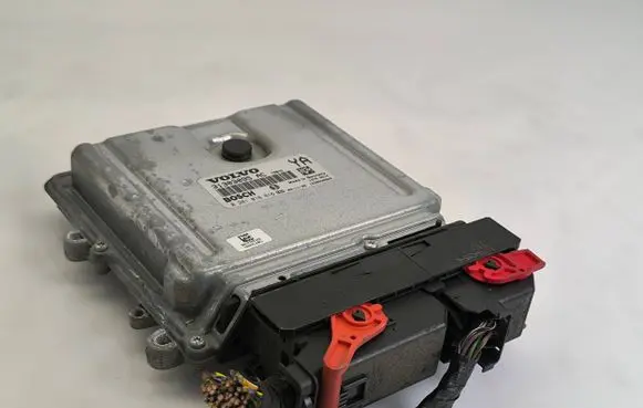 Volvo V70 Engine control unit/module 31303095AC 1039S30929 0281016616