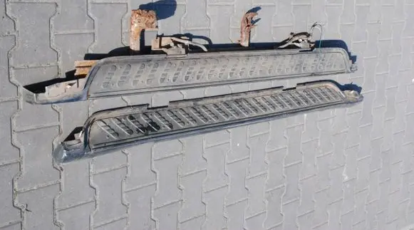Mitsubishi Pajero Foot area side trim XXXX 2006R 163KM