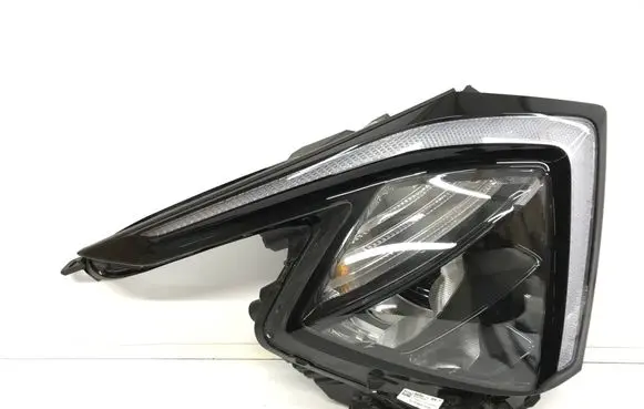 KIA Sportage Headlight/headlamp 92102R2XXX