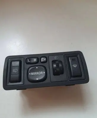 Toyota Avensis T250 Wing mirror switch 183575