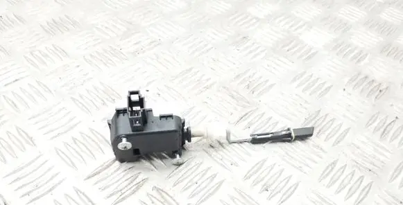 Volkswagen Touran II Fuel tank cap lock 1T0810773B