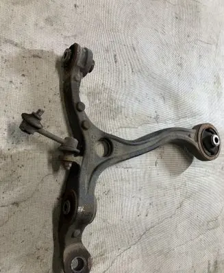 Honda Accord Front lower control arm/wishbone