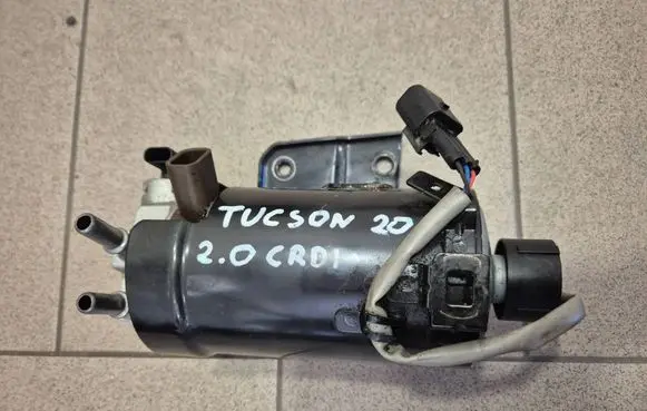 Hyundai Tucson TL Fuel filter housing 