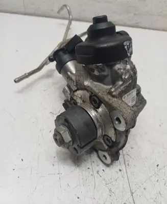 Volkswagen Tiguan Fuel injection high pressure pump 03L130755D 0445010514