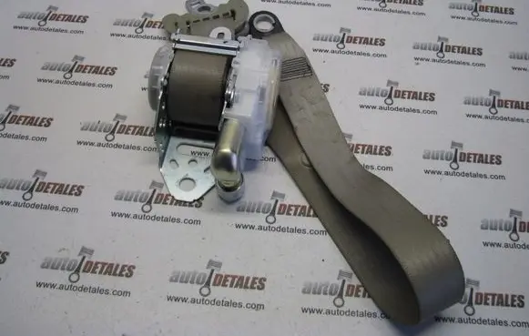 Toyota Sienna XL30 III Front seatbelt