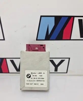 BMW 7 E38 Fuel pump relay 