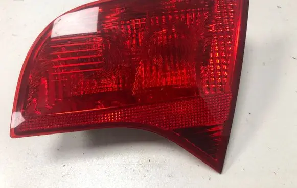 Audi A4 S4 B7 8E 8H Tailgate rear/tail lights 8E9945094