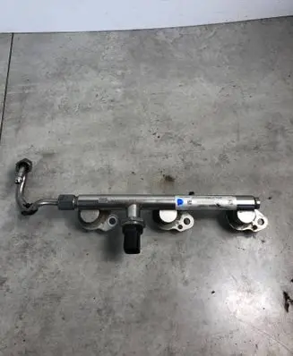 Mercedes-Benz GLE W167 Fuel main line pipe A2560705900 A2569050200 2105400600440