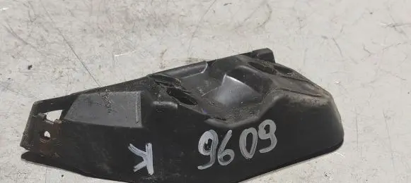 Volvo V50 Front bumper mounting bracket 31265396