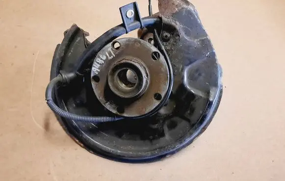 Audi A4 S4 B6 8E 8H Rear wheel hub spindle/knuckle 