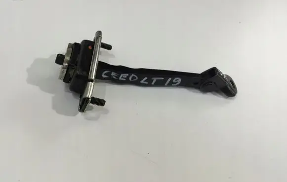 KIA Ceed Rear door check strap stopper